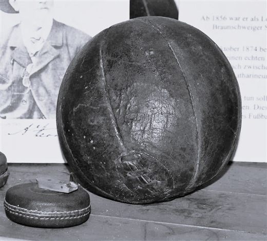 1923 Spielgerät Koch Foto