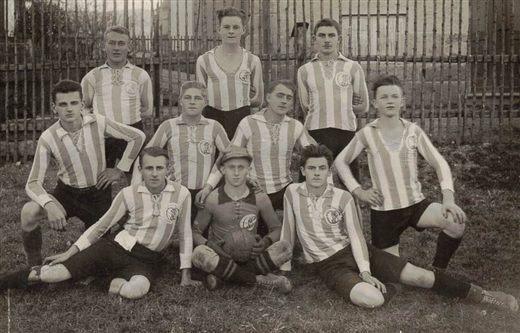 1931