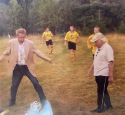 2002