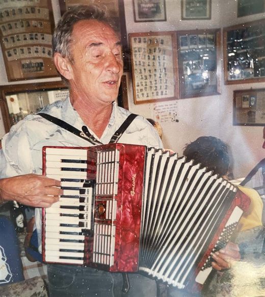 2004